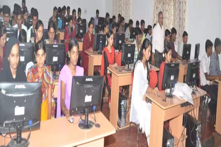 HC Boraiah Memorial SC ST First Grade College of Arts and Commerce, Davangere campus photo 4
