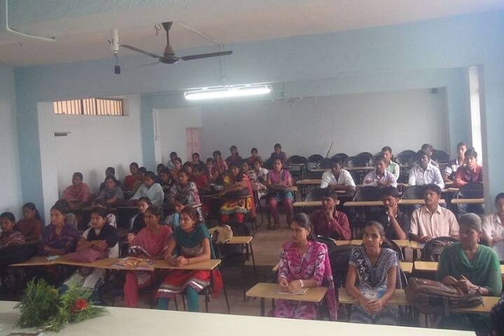 Shripatrao Kadam Mahavidyalaya, Shirwal campus photo 3