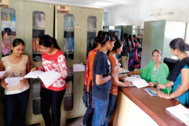 Smt Pramila Gokul Das Daga Girl's College, Raipur campus photo 6