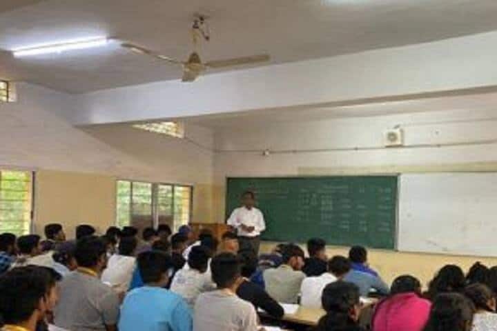 Vivekananda Degree College, Bangalore campus photo 2