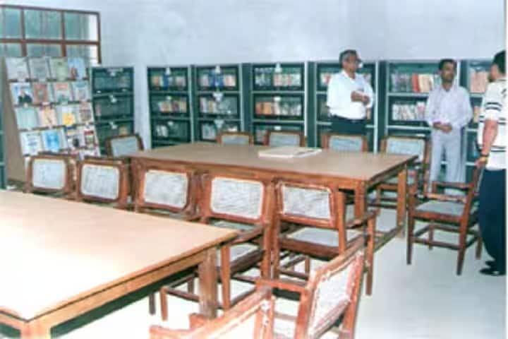 Pushp Institute of Sciences and Higher Studies, Pilibhit campus photo 3