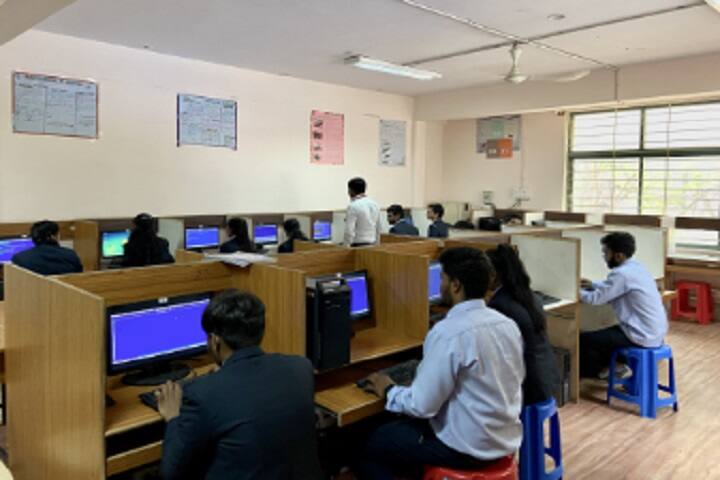 Rajadhani College, Bangalore campus photo 4