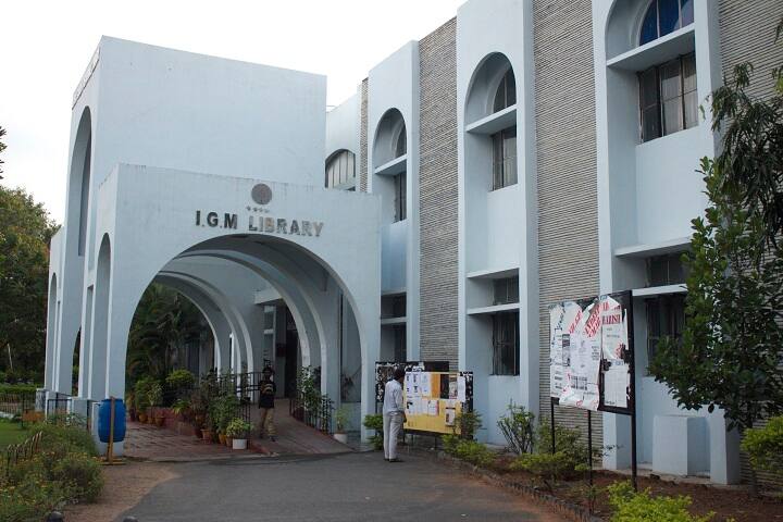 SMS Hyderabad campus photo 4