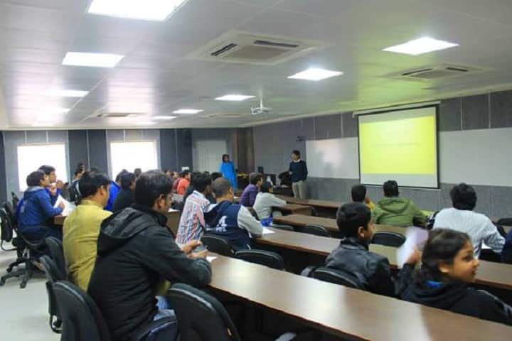 IIM Udaipur (IIMU) campus photo 3