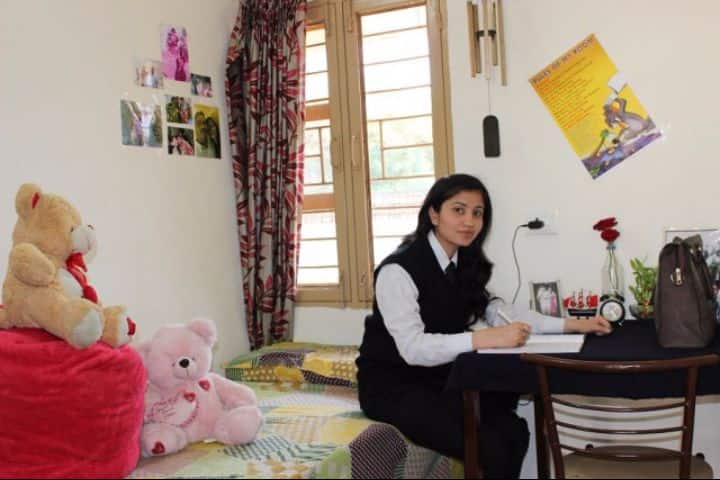 UIT Dehradun campus photo 4