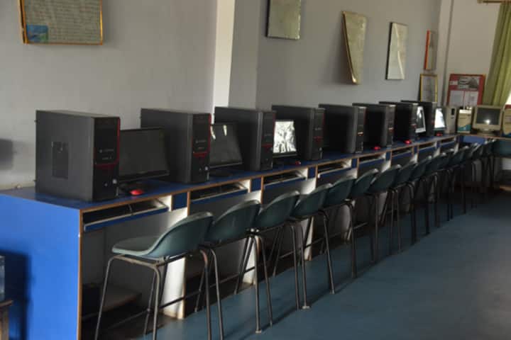 Aacharya Sitaram Chaturvedi Mahila Mahavidyalaya, Varanasi campus photo 6