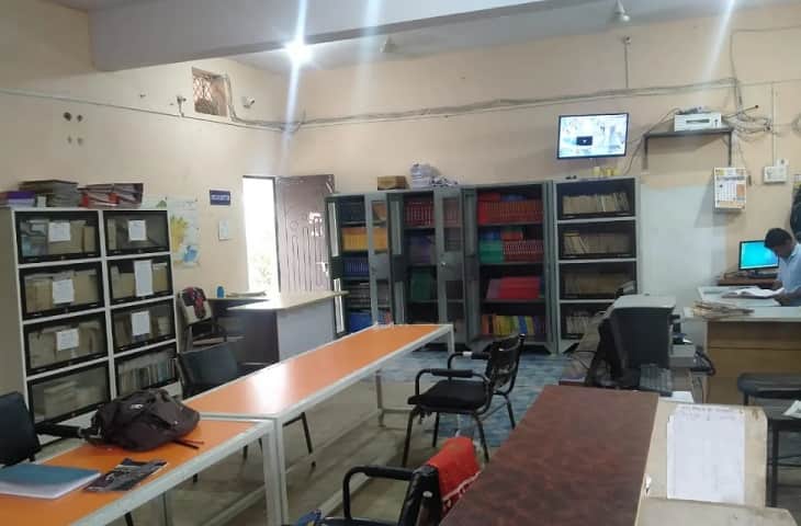 Hajra Memorial College, Khandwa campus photo 3