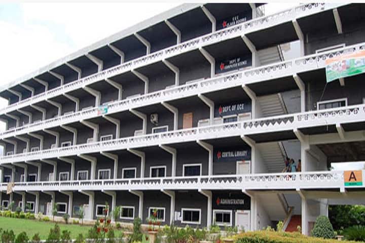 KIET Korangi campus photo 2