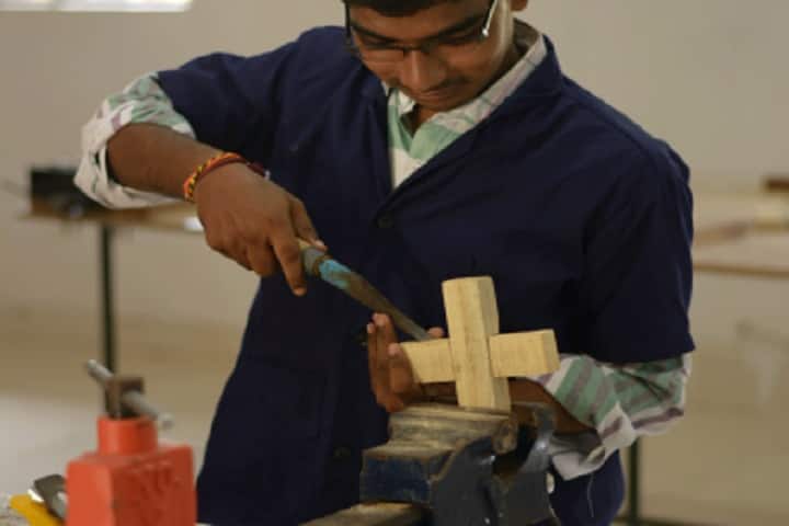 KIET Korangi campus photo 6