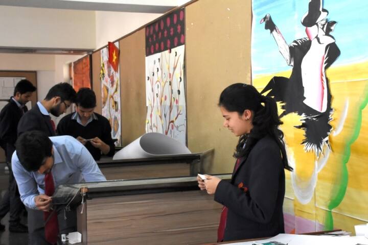 Graphic Era Hill University, Dehradun campus photo 3
