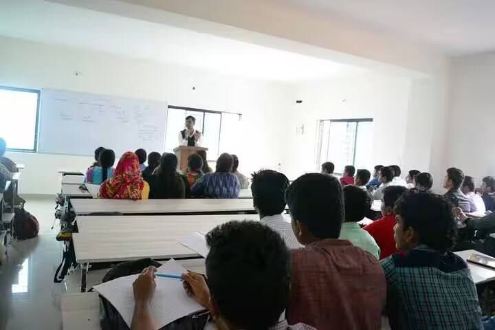 Lohit's Academy College of Commerce, Bangalore campus photo 4