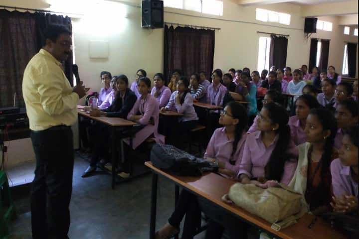 Megha Women's Degree College, Hyderabad campus photo 2