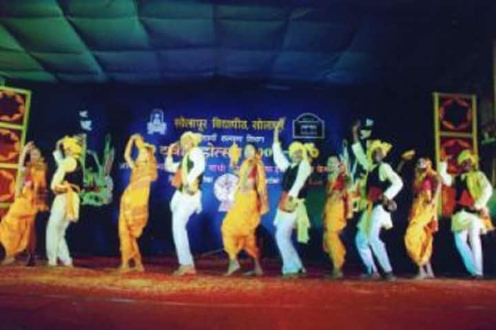 Maratha Samaj Seva Mandal's Chhatrapati Shivaji Night College of Arts and Commerce, Solapur campus photo 3