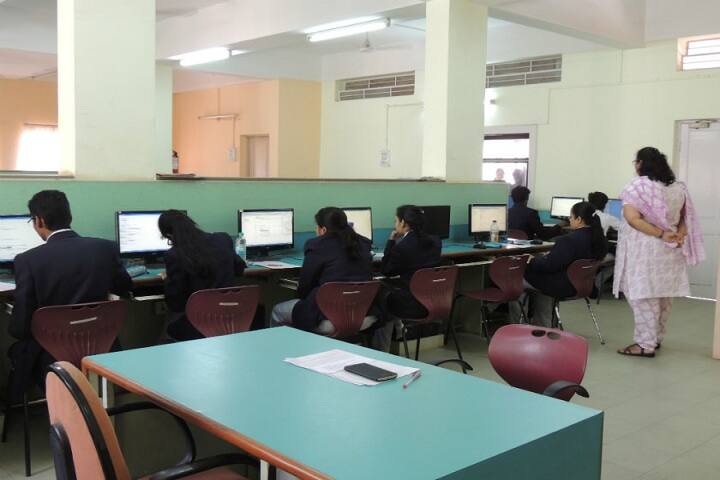 Maharashtra Education Society's Institute of Management and Career Courses, Pune campus photo 2
