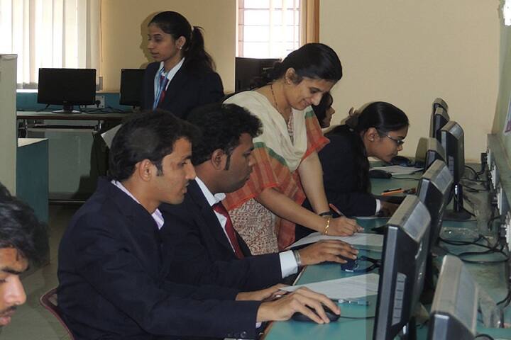 Maharashtra Education Society's Institute of Management and Career Courses, Pune campus photo 4