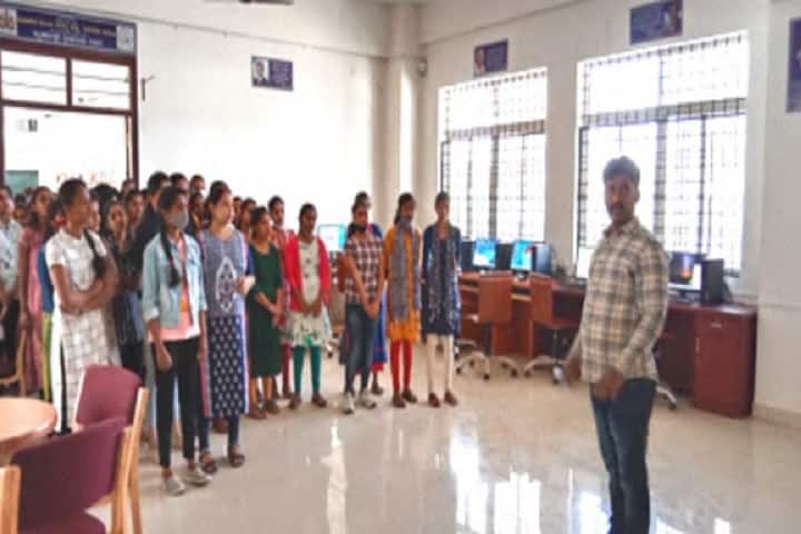 Maharani's Women's Commerce and Management College, Mysuru campus photo 6