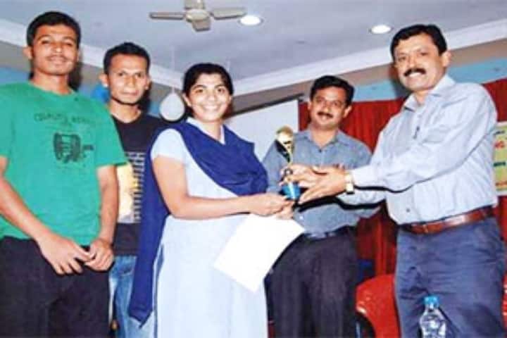 MES MS Padmavathamma MK Sambasiva Setty First Grade College For Women, Chickmagalur campus photo 4