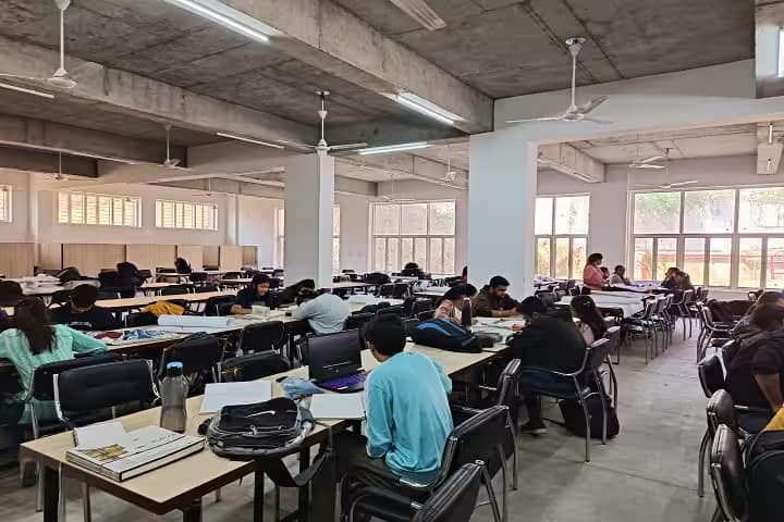 College of Architecture, Sardar Vallabhbhai Patel Institute of Technology, Anand campus photo 3