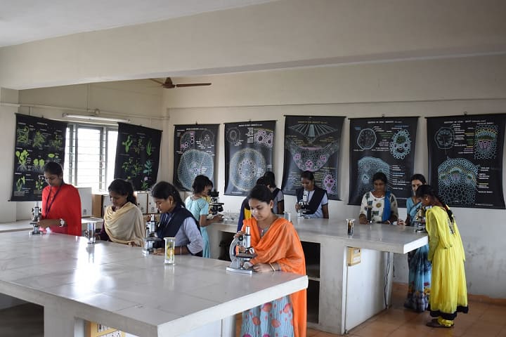 AKRG Degree College, Nallajerla campus photo 2
