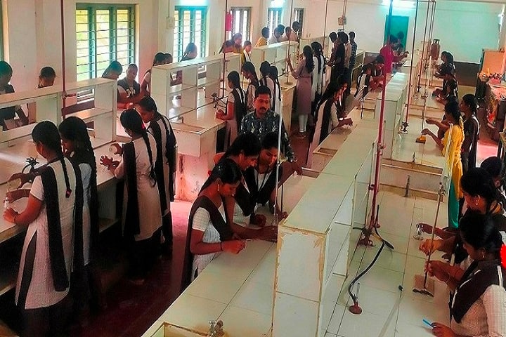 AKRG Degree College, Nallajerla campus photo 3