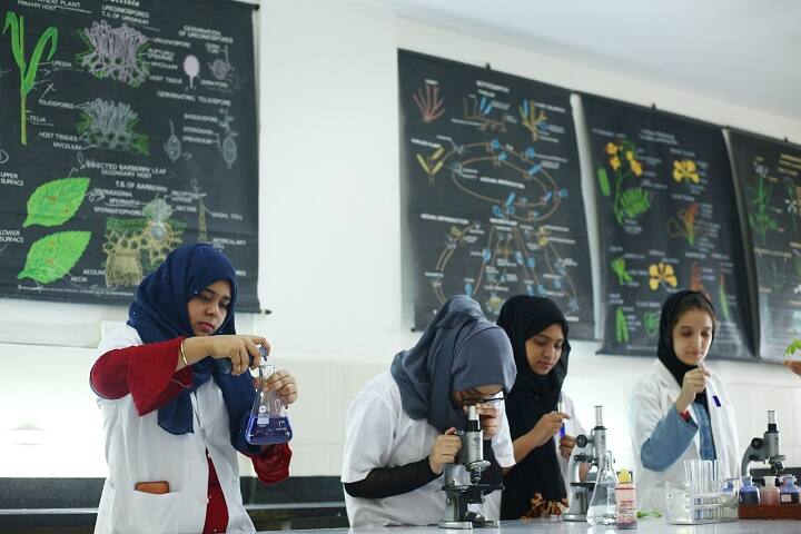Royale Degree College for Women, Hyderabad campus photo 6