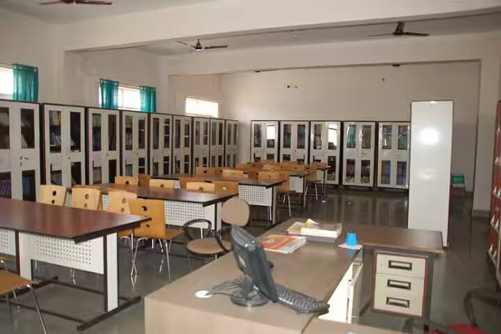 Maharana Pratap College of Management, Bhopal campus photo 4