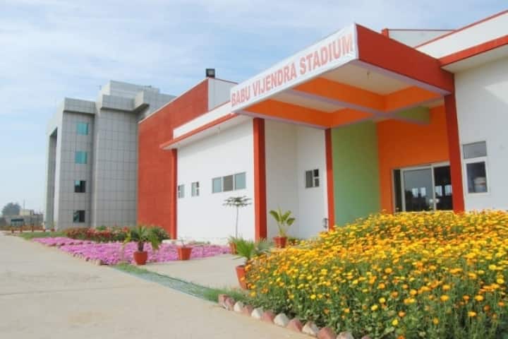 Shobhit University Meerut campus photo 2