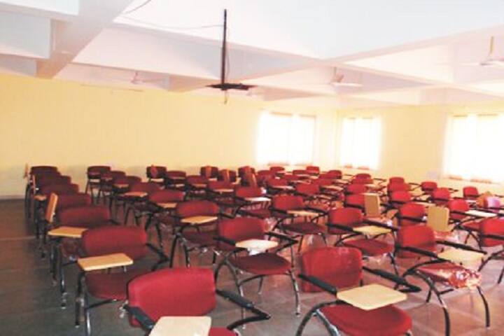 Madhuban College of Management, Barwani campus photo 3
