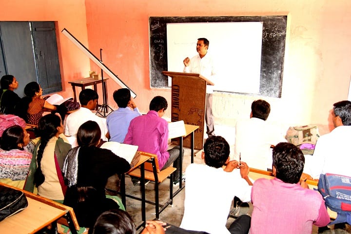 Shiv Adarsh Mahavidyalaya, Firozabad campus photo 3