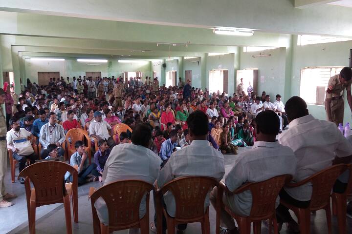 MKR Government Degree College, Devarakonda campus photo 3