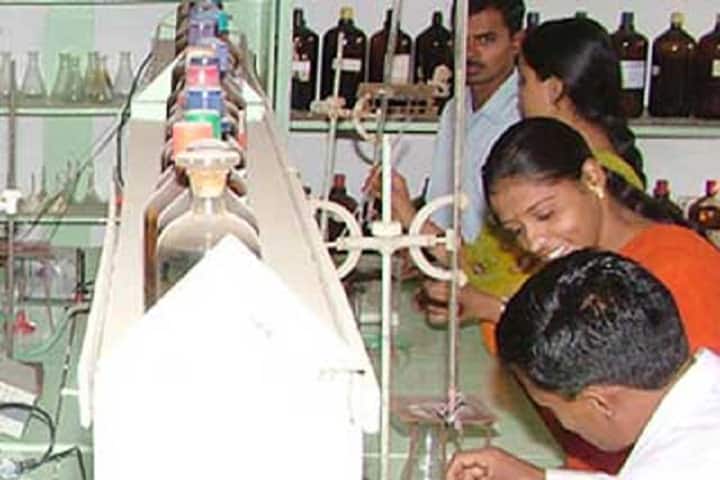 Smt Narmadabai Nago Chaudhari Arts Commerce and Science College, Dhule campus photo 4