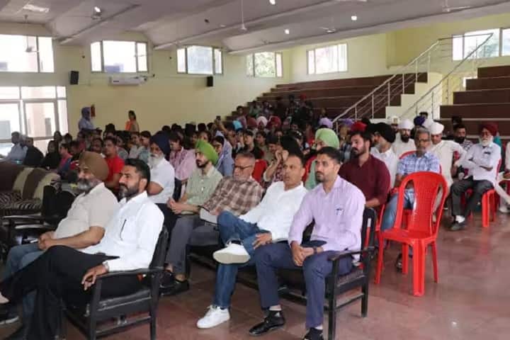Sikh National College, SBS Nagar campus photo 4