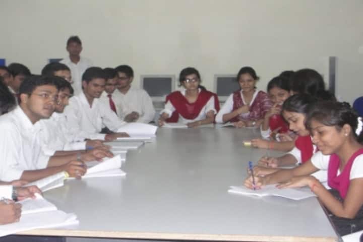 Faculty of Law University of Allahabad, Allahabad campus photo 3