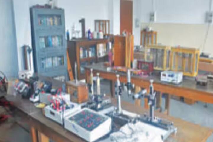 Devi Charan Baruah Girls College, Jorhat campus photo 4