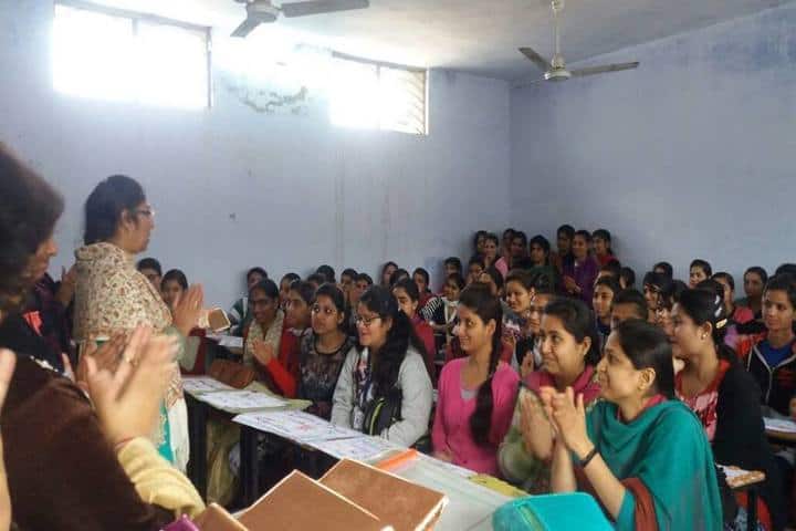 RRMK Arya Mahila Mahavidyalaya, Pathankot campus photo 5