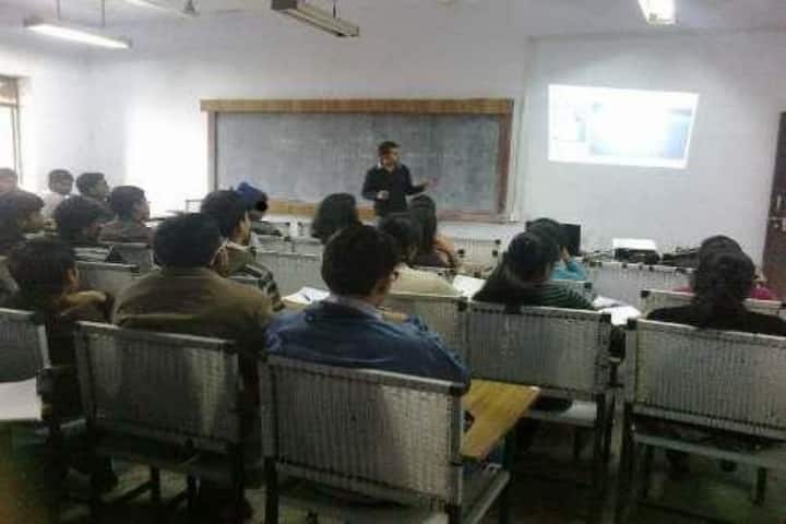 IET Lucknow campus photo 4