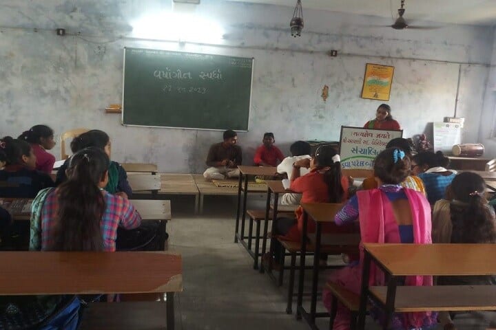 Kadva Patel B Ed College, Ghaghret campus photo 2