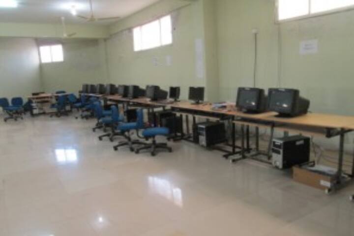 Shri Bherulal Pharmacy Institute, Indore campus photo 4