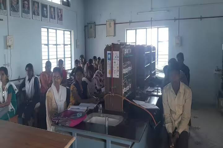 Sambhajirao Kendre Mahavidyalaya, Jalkot campus photo 4
