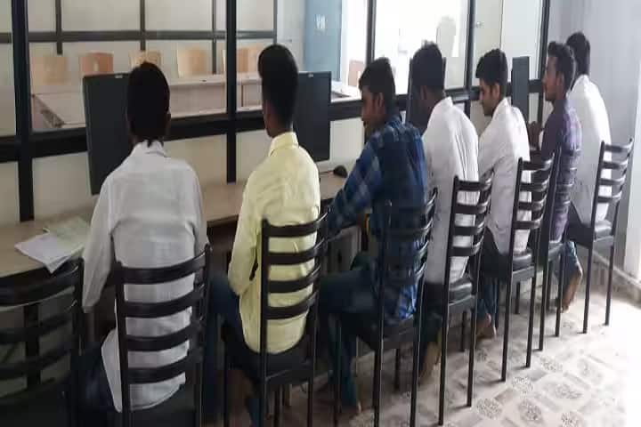 Sambhajirao Kendre Mahavidyalaya, Jalkot campus photo 6