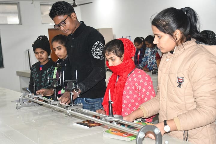Singari Devi Smarak Mahavidyalaya, Ambedkar Nagar campus photo 2
