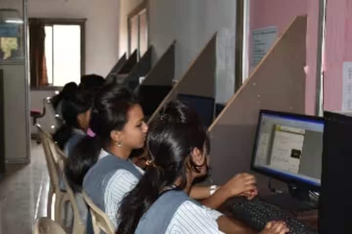 Smt Nankibai Wadhwani Kala Mahavidyalaya, Moha campus photo 3