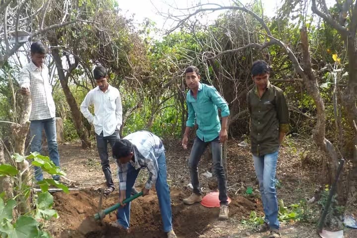 Vidya Vikas Mandal Pathrud's Shankarrao Patil Mahavidyalaya, Bhoom campus photo 5