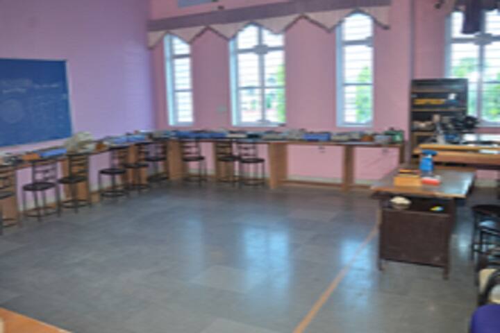 Smt Parvati Devi Girls College, Bansur campus photo 5