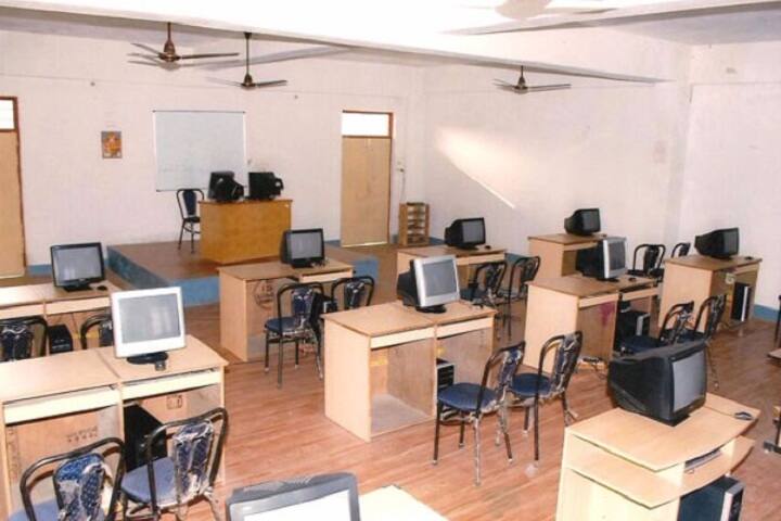 RNC Post Graduate College, Ballia campus photo 2