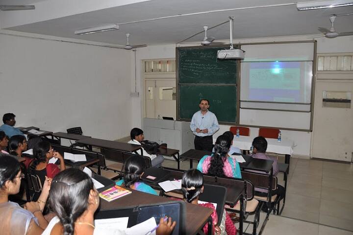 VIT Law School, Chennai campus photo 4