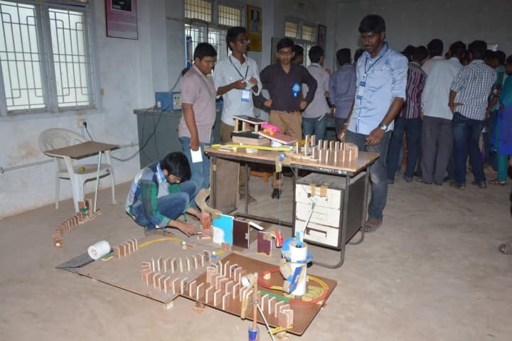 Pragati Engineering College, Surampalem campus photo 3