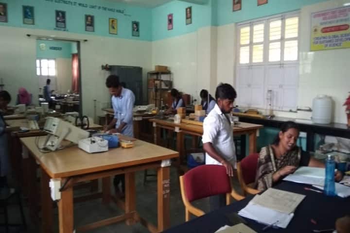 Government First Grade College, Holalkere campus photo 6