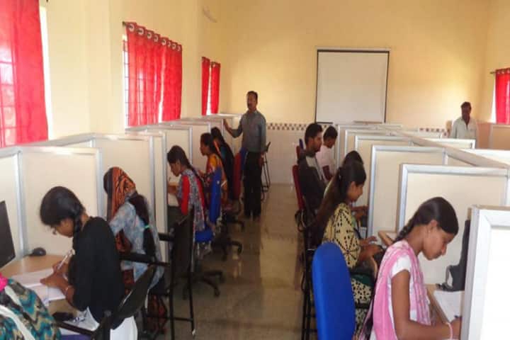Government First Grade College, Gundlupet campus photo 2