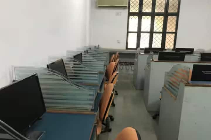 Royal Educational Institute, Ghaziabad campus photo 4